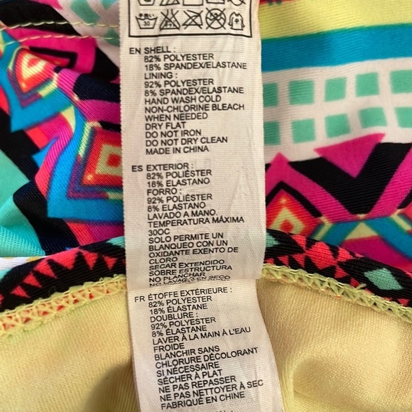 FOREVER 21 fun,geometric design strapless bikini set in Women’s size Small - Picture 14 of 14